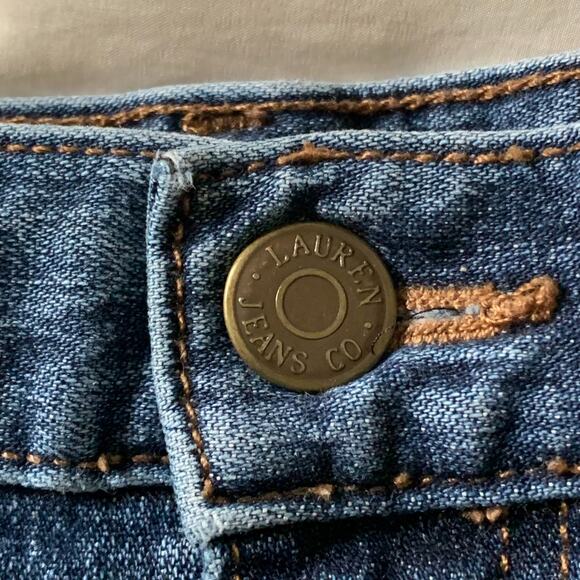 LAUREN JEANS CO Ralph Lauren Denim Cut Off Shorts 8 Blue Wash Distressed VGUC - Picture 3 of 6